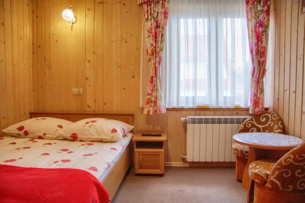 Pokoje Goscinne Anna Bukowska Bukowina Tatrzanska Exterior photo